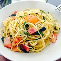 ほうれん草とベーコンの太陽?のパスタ😅|Mitchiiさん