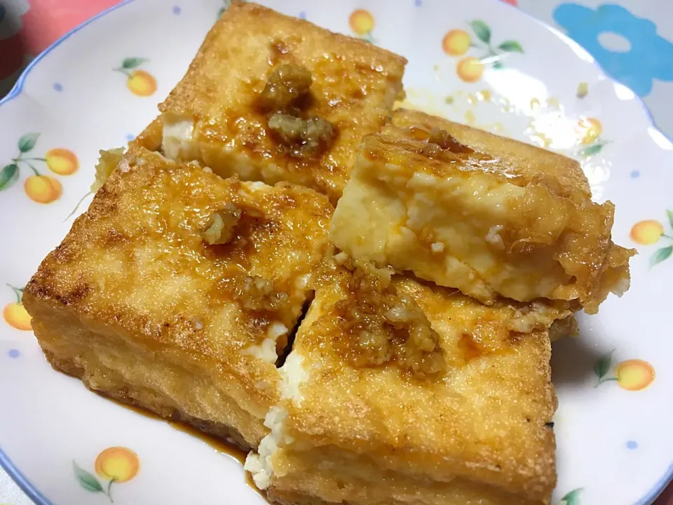 Snapdishの料理写真:厚揚げ焼きました。|はっちぃさん