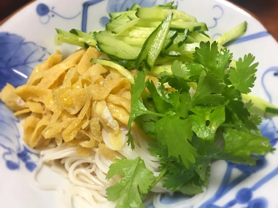 お素麺 冷たいお出汁で|チルさん