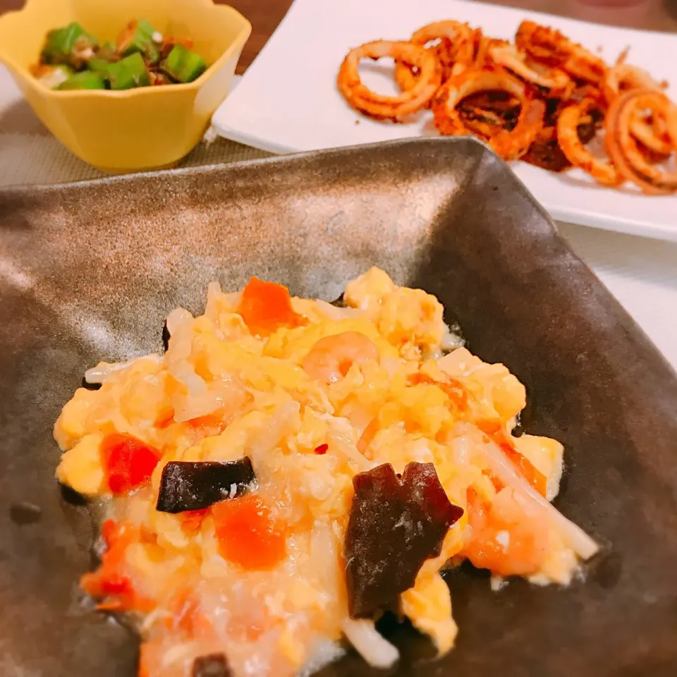 ふわ玉エビトマト炒め🦐🍅🥚|🍎ゆかりんご🍎さん