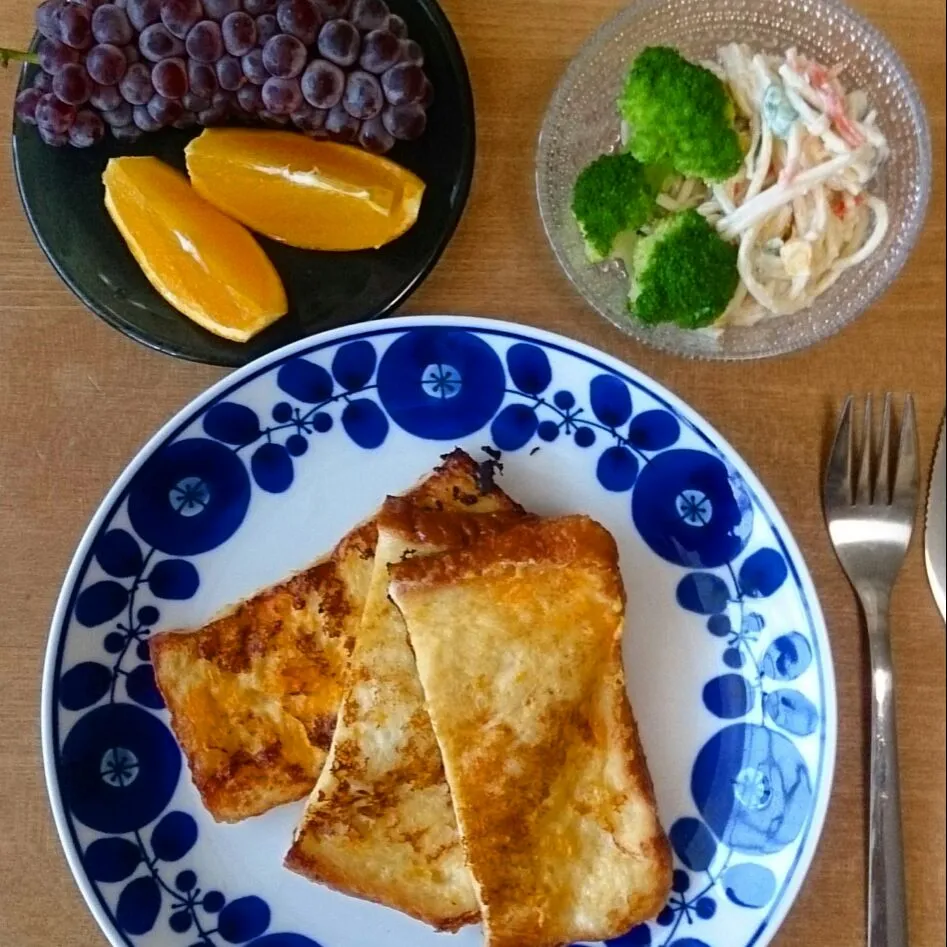 Snapdishの料理写真:子供達の朝ごはん❁|takakoさん