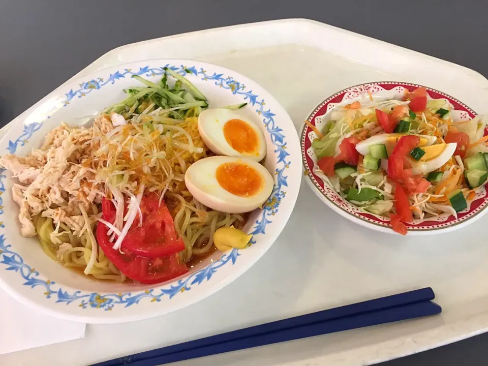 棒々鶏冷麺、ミックスサラダ|Tadahiko Watanabeさん