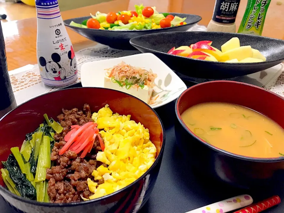 三色丼❤️
#夕飯 #三色丼#夏ごはん|makoさん