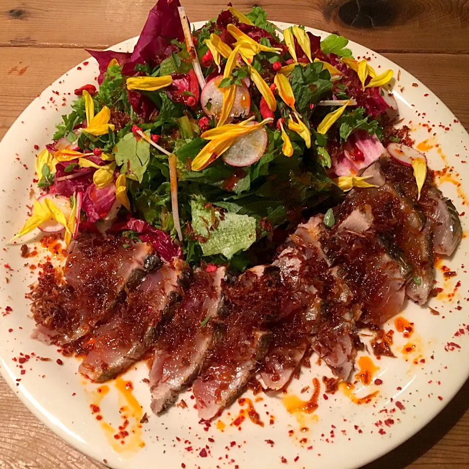 Seared Bonito, Chinese carpaccio & fragrant grass salad|Sergey Grisさん