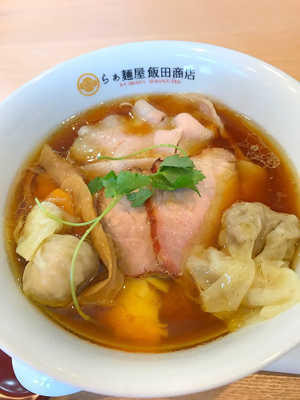 醤油チャーシューワンタン麺|ともこさん