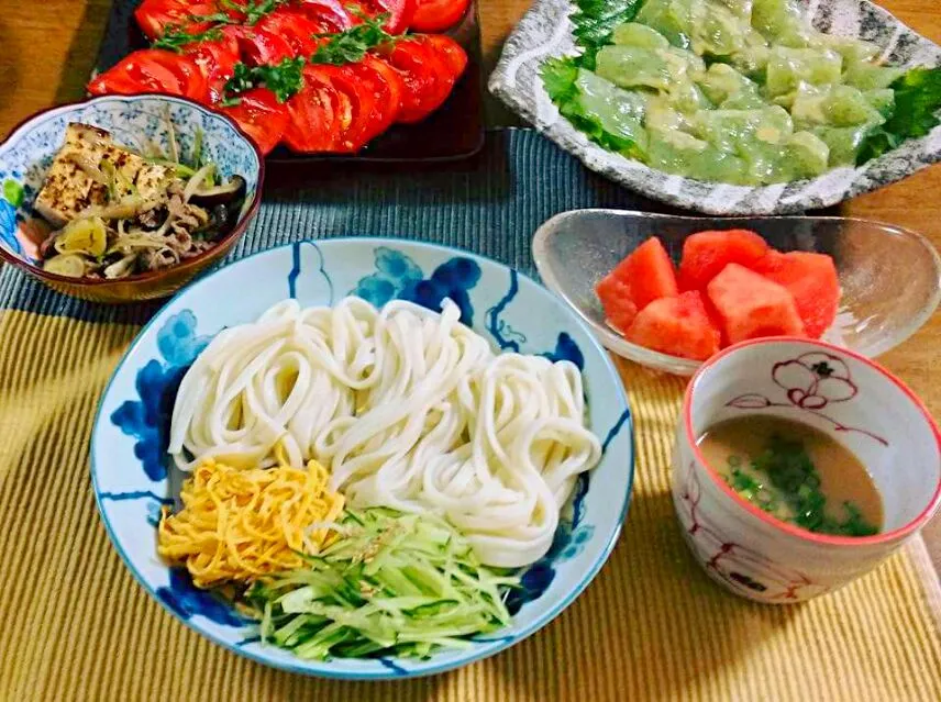 冷やしうどんでさっぱり系晩ごはん🍴|makikoさん