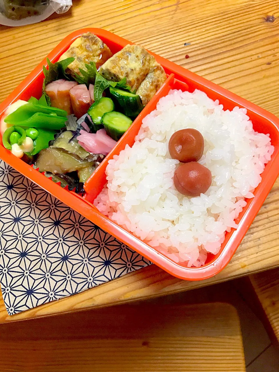 7/21娘弁当🍱オムレツ弁当
#自家製野菜 
#自家製梅干し|misakoさん