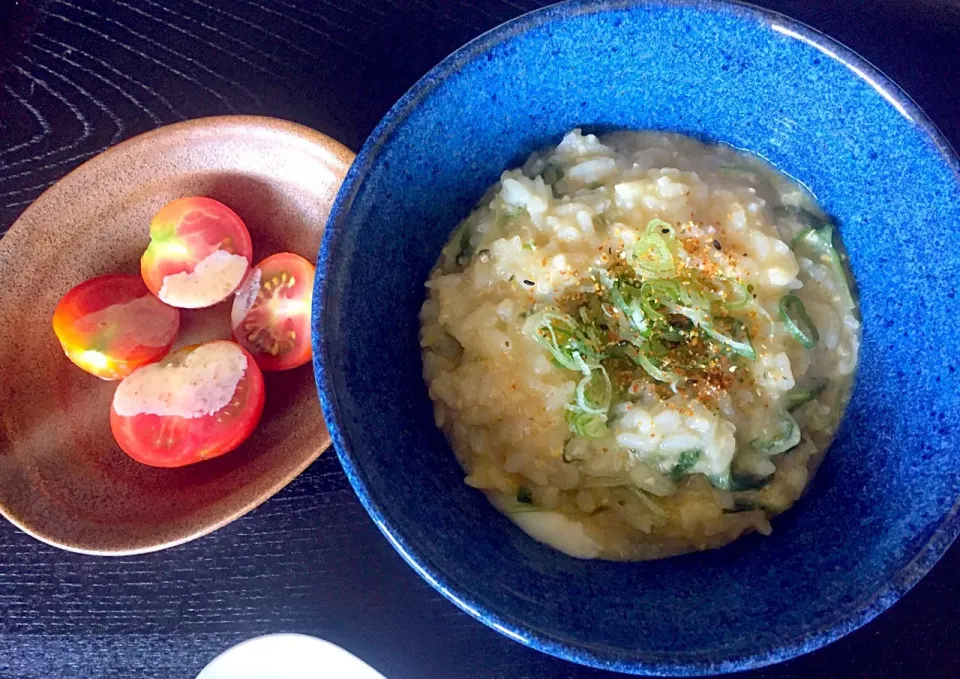 たまこ味噌雑炊
トマト|ラーメンの小池さん