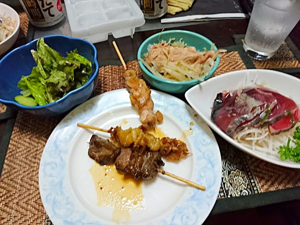 Snapdishの料理写真:チョレギサラダ&焼き鳥&鰹のたたき&豚肉ともやし|まぐろさん