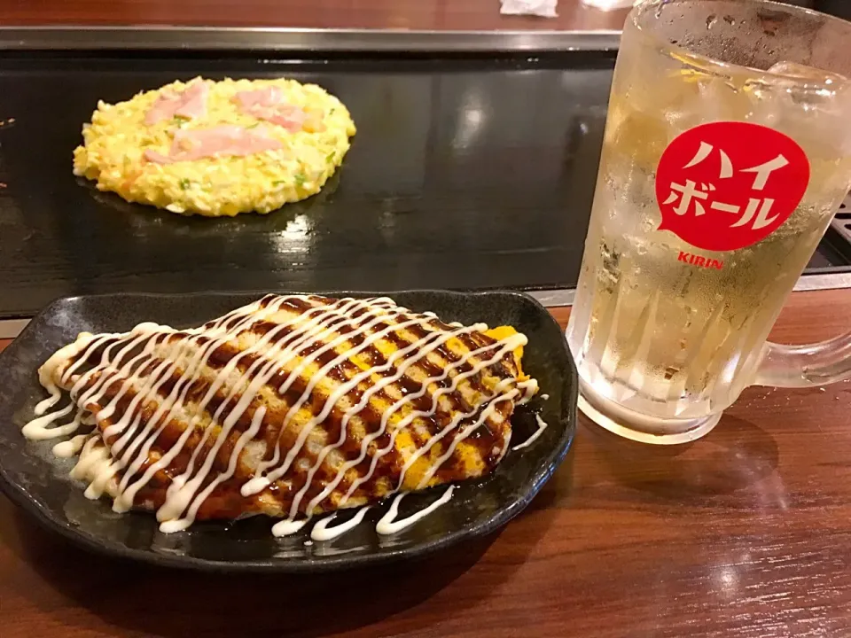 どんどん亭   ハイボールととん平焼き|コージ💫さん