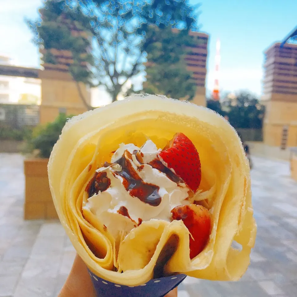 Strawberry Crepe🍓💕|leeさん