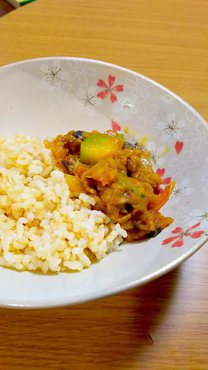 Snapdishの料理写真:夏野菜のカレー|shokoさん