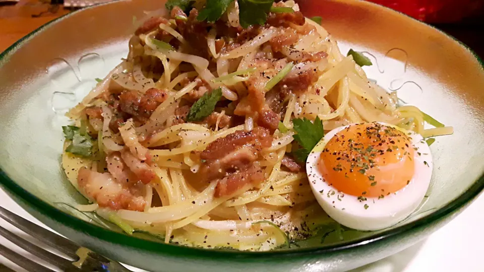 とり野菜みそパスタ☆(チャーシュー、もやし、三つ葉)|けんさん