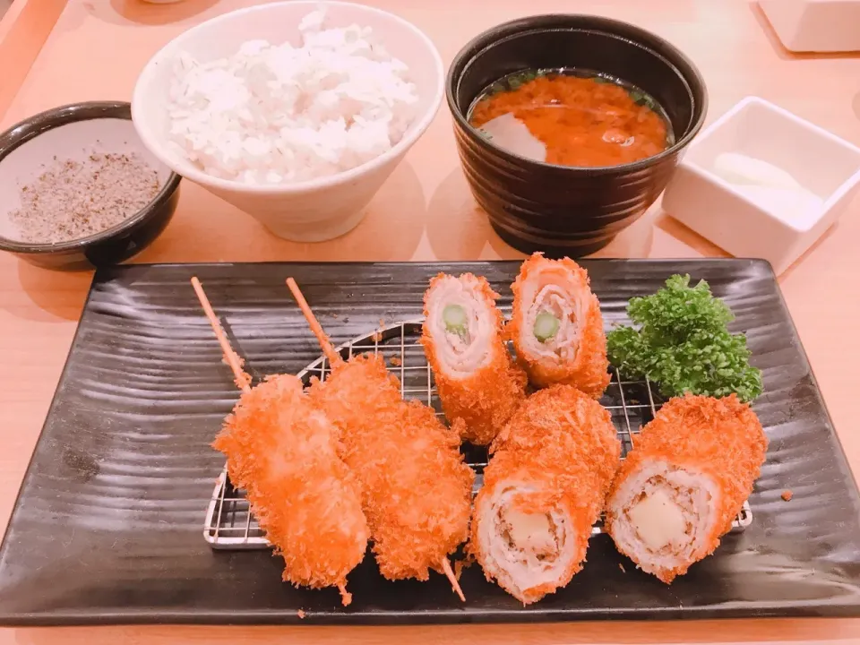 黒胡椒のチーズ巻き
なごみ定食|ちゃみこさん