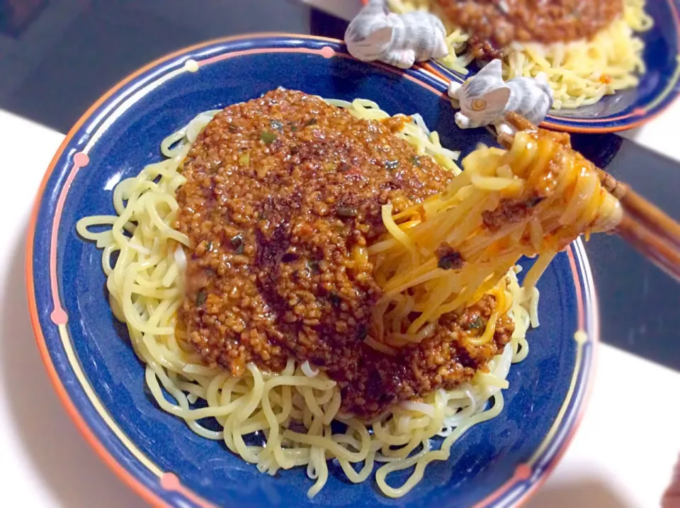 山椒ビリビリ汁なし担々麺|Takeshi  Nagakiさん