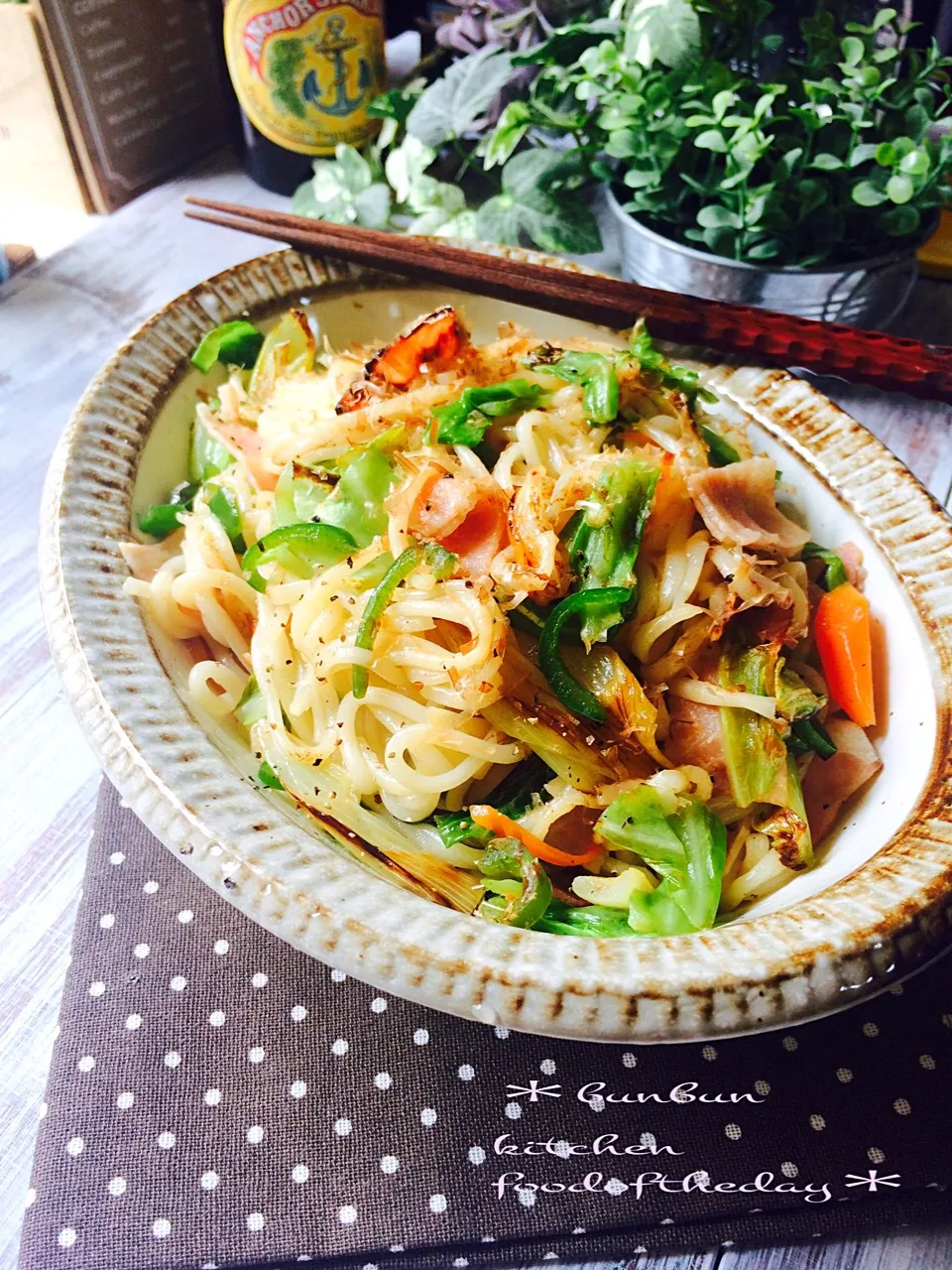 Snapdishの料理写真:お昼は焼きうどん♡|ハナたなさん