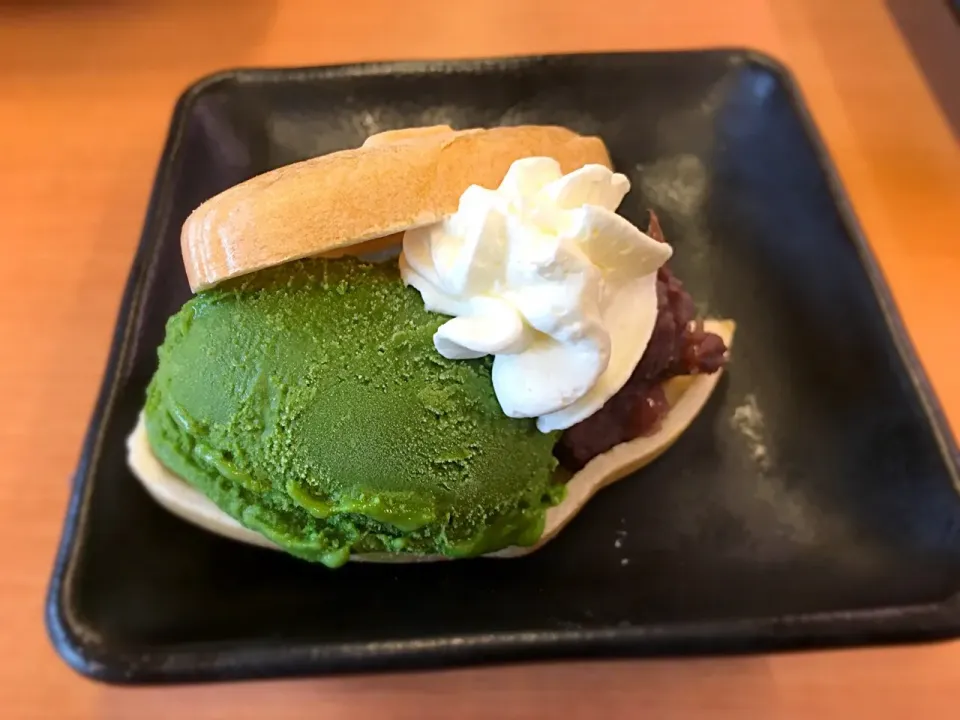 スシローの濃い抹茶アイスモナカ|きっしーさん