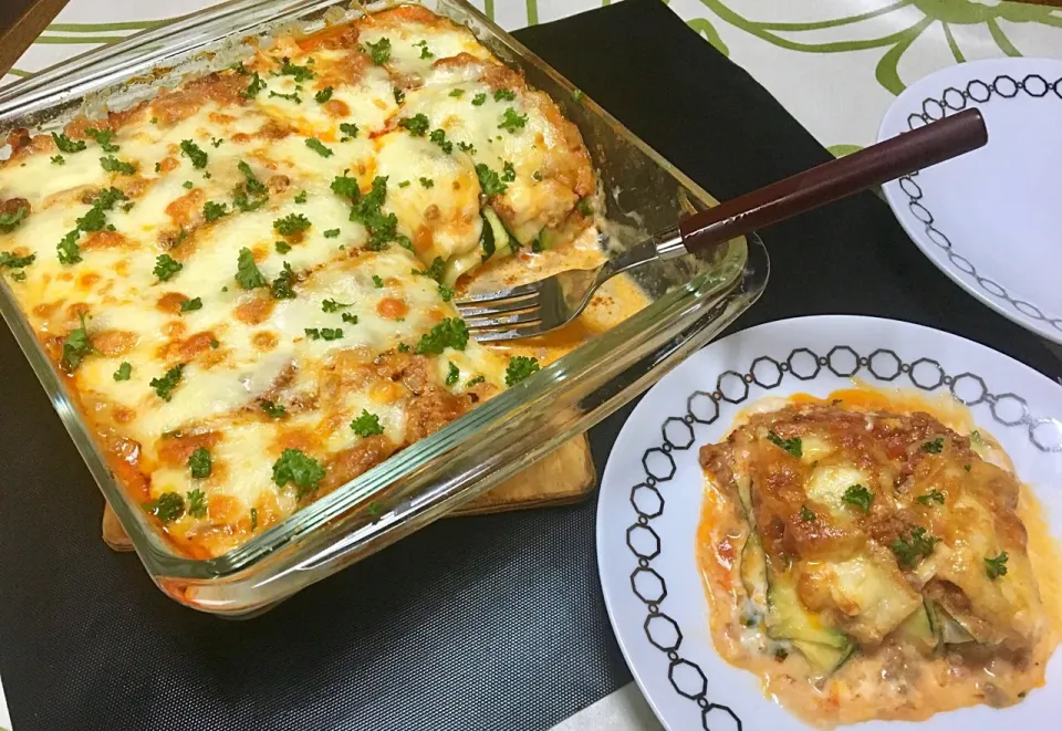 ✨ZUCCHINI LASAGNA...with lots of PARMIGIANO REGGIANO cheese🧀✨パルミジャーノレッジャーノチーズたっぷりのズッキーニラザニア🧀
Real parmigiano reggiano cheese goes well with this dish...このお料理に本物|🌺Sanntina🌺さん