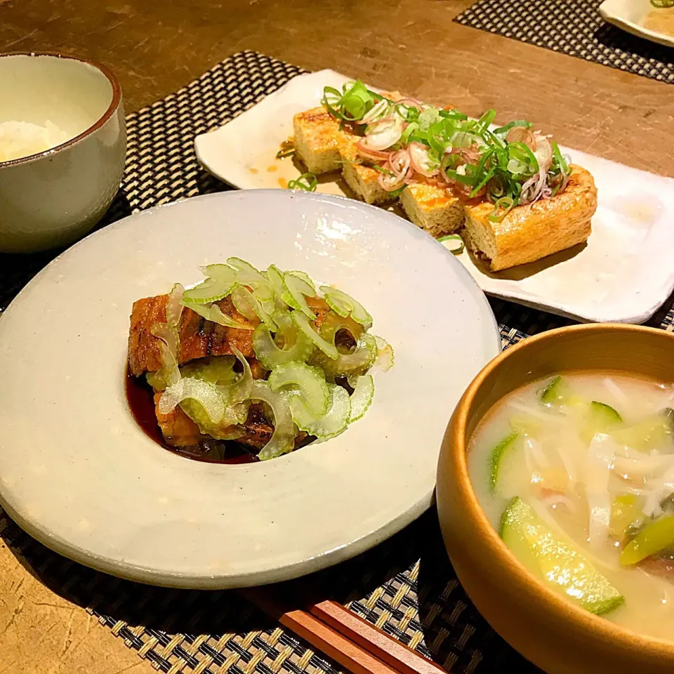 鰻の蒲焼きセロリ盛り
一汁二菜晩ごはん|Kaori Shimizuさん