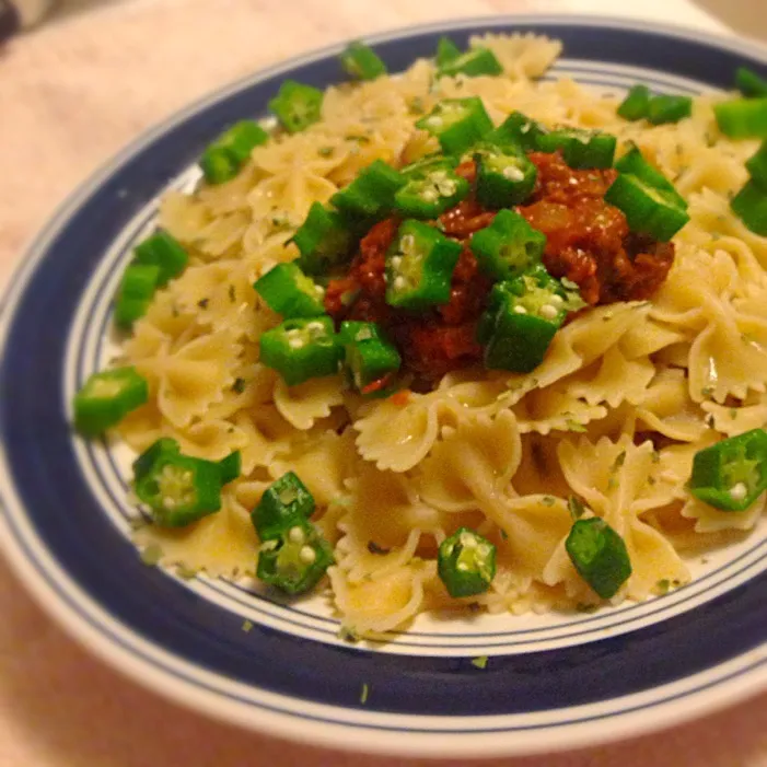 Okras with Farfalle.|SPJWUさん