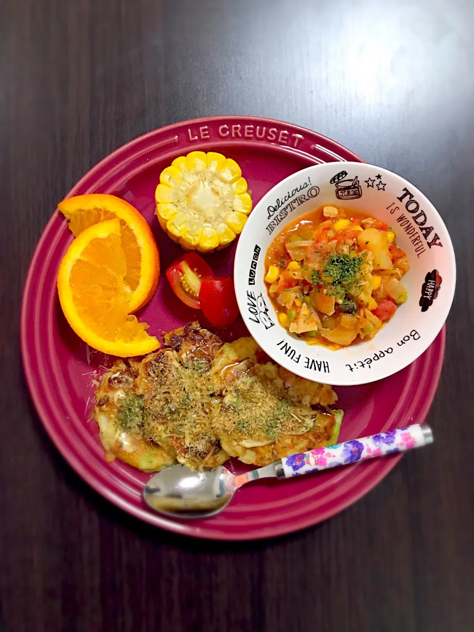 7/25❁息子離乳食 夜ごはん⭐️
しらすとお豆腐のお好み焼き
(しらす・お豆腐・チーズ・キャベツ)
野菜とチキンのトマト煮
プチトマト🍅
とうもろこし🌽
オレンジ🍊|つんさん