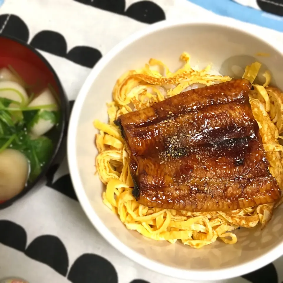 たまごでカサ増し鰻丼|mathildaさん