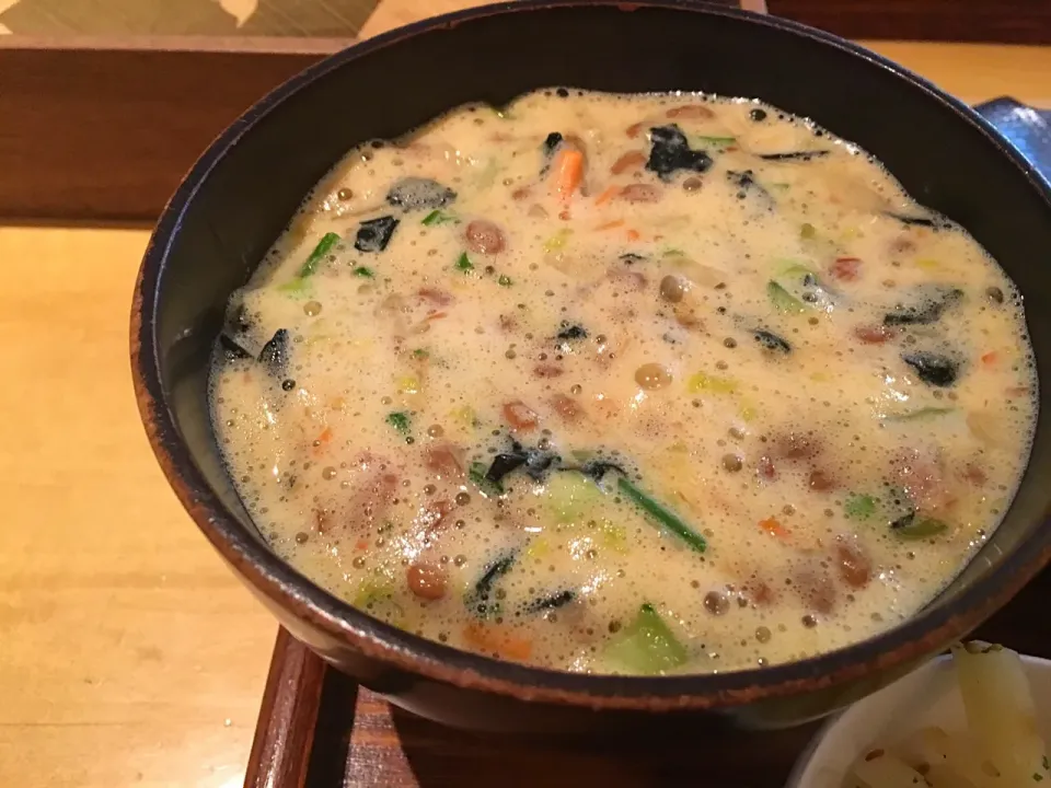 納豆たっぷりふわふわ丼はヘルシーで美味い|フージさん