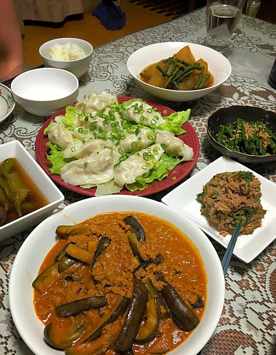 茶色〜
・茄子の麻婆トマトソース
・水餃子
・冬瓜とささげ豆の煮物
・豚バラバラの味噌和え
他|ヨシヨシさん