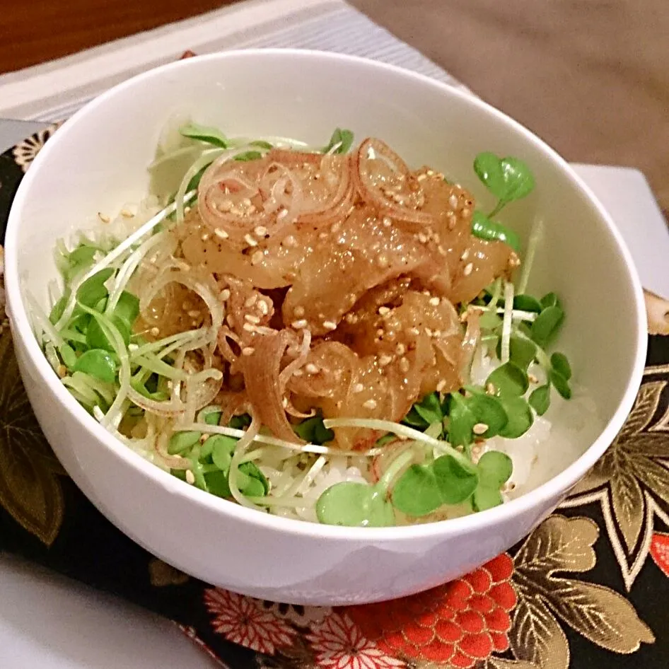 甘辛胡麻醤油＊鯛の漬け丼からぁの鯛茶漬け＊爽やか薬味と♪|mi_neneco♪さん