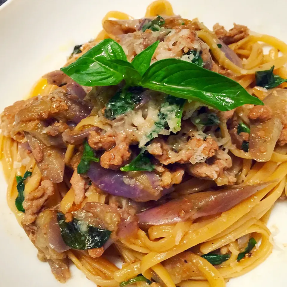 Eggplant with pork linguiniナスと豚肉のパスタ|Phoenix Changさん