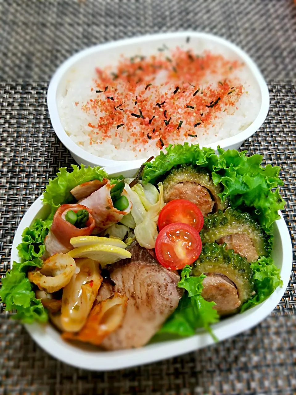 今日のお弁当🎵　ゴーヤの肉詰め😁😁|クッキングオヤジさん