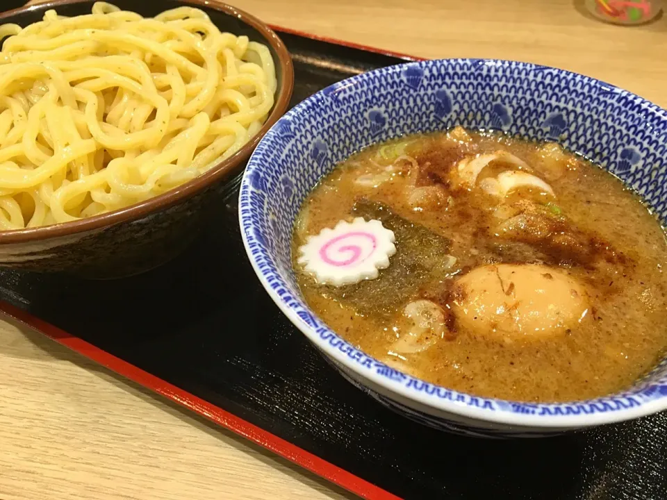 味玉濃厚豚骨魚介つけ麺大盛にしたもんだから満腹(_ _).｡o○|まる丸 kichenさん