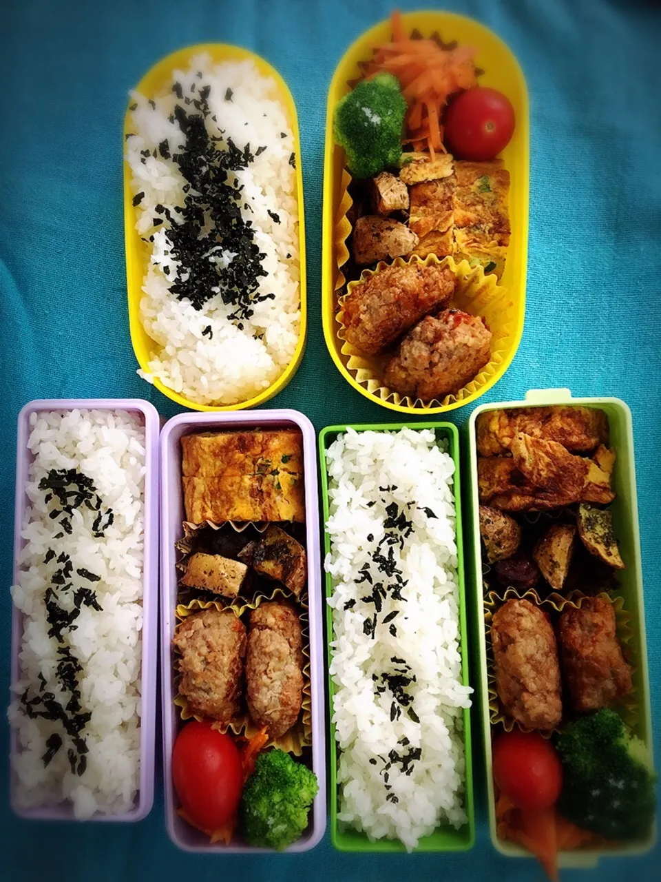 #夏休み弁当
No.1
部活ムスメに、放課後教室ムスコ。
ついでに私。|chikutanさん