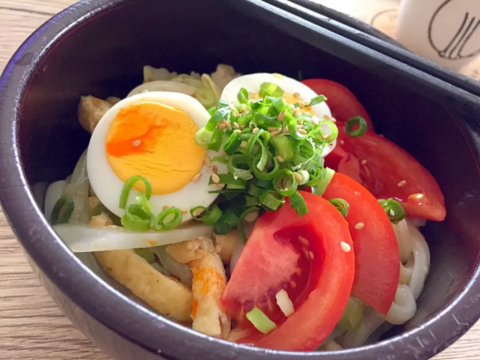 Snapdishの料理写真:ゴマ味噌だれ冷やしうどん。ラー油でピリッと。|inoさん