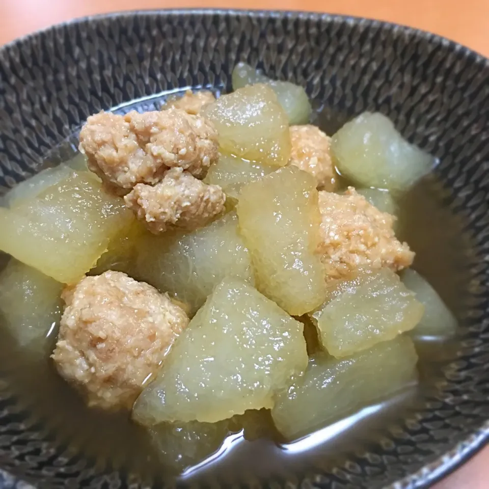 旬の冬瓜と鶏団子の煮物|まいまいさん