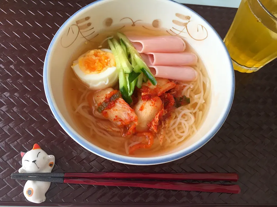 今日のお昼ごはんは、さっぱり韓国風冷麺💓|らいとさん