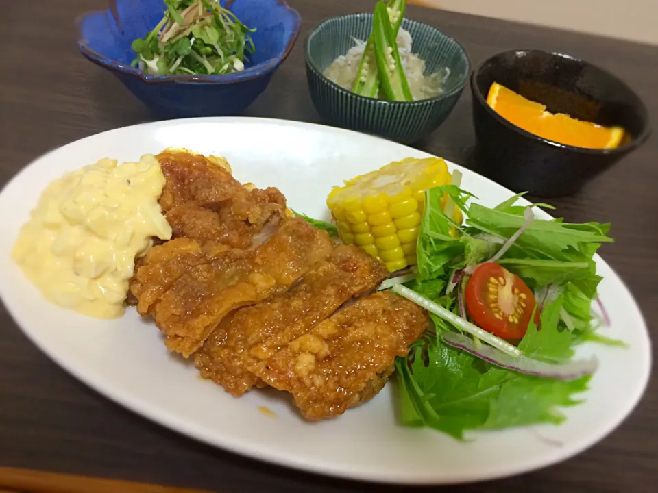 チキン南蛮 オクラのおろし和え 五味薬味乗せ冷奴|Nobuko Hosoiさん