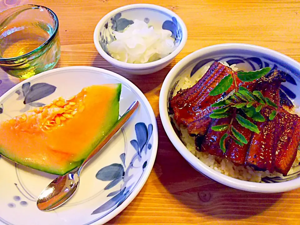 鰻丼•*¨*•.¸¸♪  土用の丑の日に|ｌａｖｅｎｄｅｒｆ❜mさん