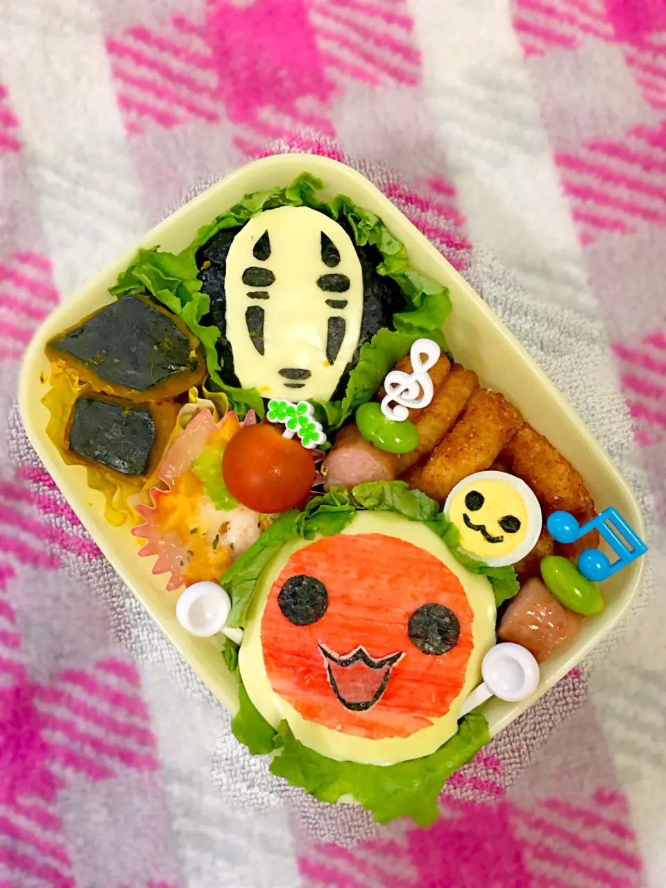 太鼓の達人【ドンちゃん(和田ドン)&かおなし】学童弁当    #キャラ弁 #太鼓の達人#学童#学童弁当 #かおなし#山芋唐揚げ#かぼちゃの煮物 #ドンちゃん|華恋さん