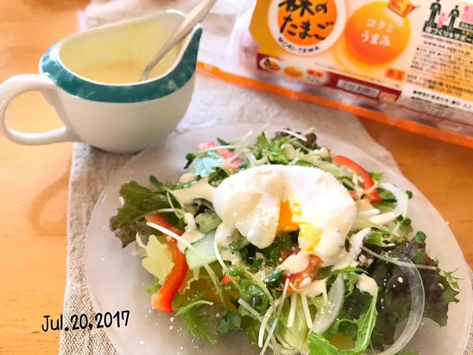 Snapdishの料理写真:桜央里さんの料理 シーザーサラダ(≧◡≦)♡*°☘アンチョビほんのり💕 #密かにリピリピ～🌟✨💫|みきおさん