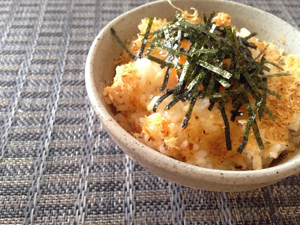 ズボラ朝ごはん🍚
卵がけご飯💕|はるさん