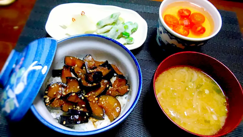 茄子の照り焼き丼、冷製茶碗蒸し、味噌汁|gerbertさん