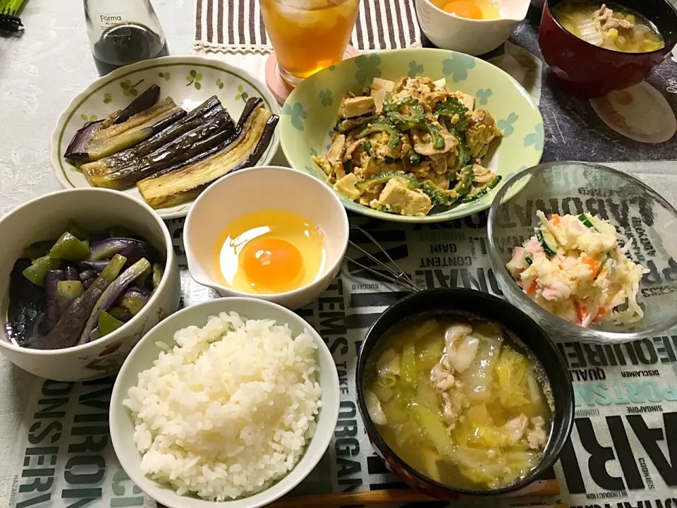 ゴーヤチャンプルー、焼きナス、ポテトサラダ、豚汁、生卵かけご飯(*^｡^*)|ライムさん