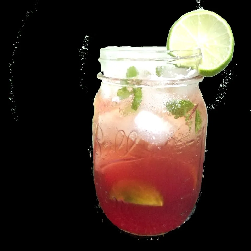 Pomegranate mojito topped with beer #eatinthai|Eat in Thaiさん