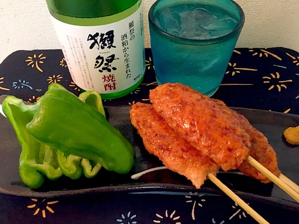 いぶりがっこ入り鳥つくね串
生ピーマン
獺祭 焼酎 ハイボール（山口）|藤井裕之（2号店）さん