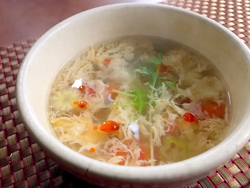 Snapdishの料理写真:蕃茄蛋花湯🍅chinese soup of beaten egg&tomato♨かき卵とﾄﾏﾄの中華ｽｰﾌﾟ|🌈Ami🍻さん