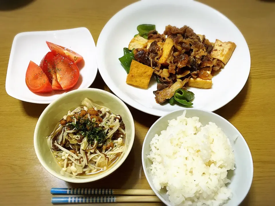 息子が作った晩御飯#息子作 
昆布つゆのえのきともずくの和え物が美味！|友美さん