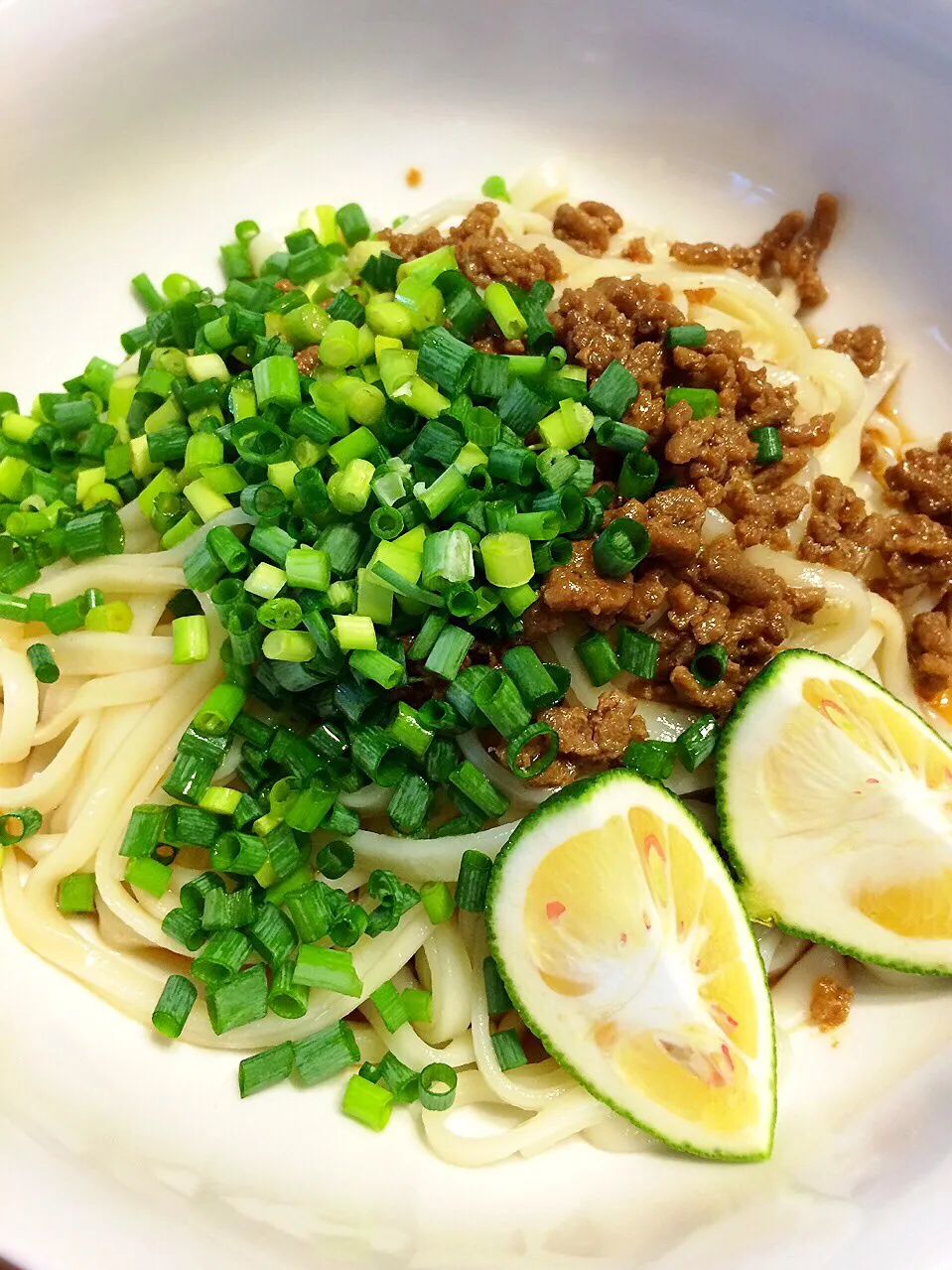 肉そぼろとカボスの冷やしうどん
#肉そぼろ
#カボス
#冷やしうどん|ray 1106さん