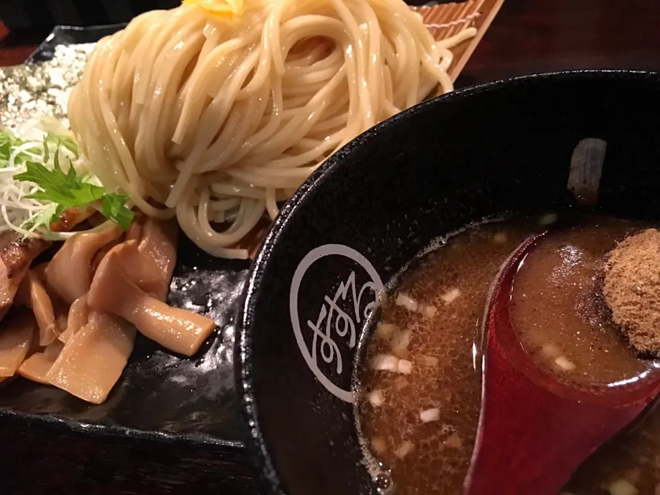 Snapdishの料理写真:すするつけ麺 中盛り|tecklさん