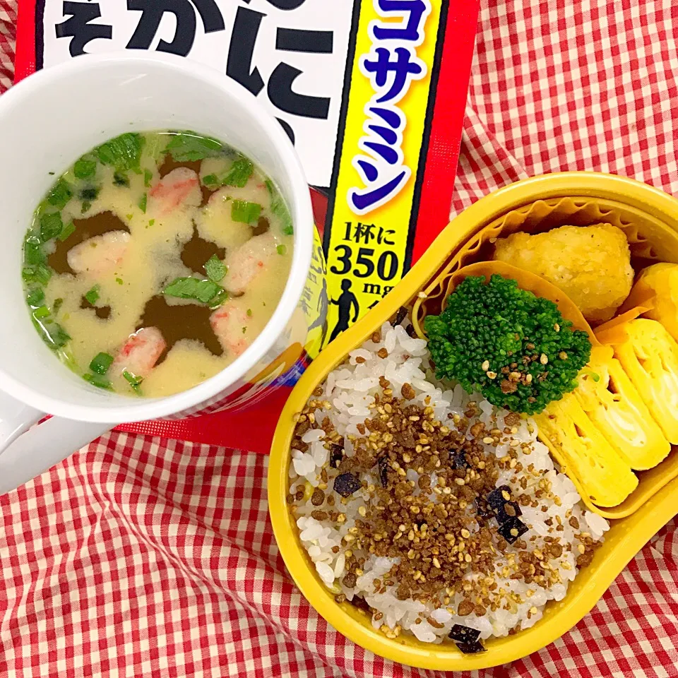 いつもと一緒のお弁当🍱お味噌汁にはグルコサミン|agnes2001さん